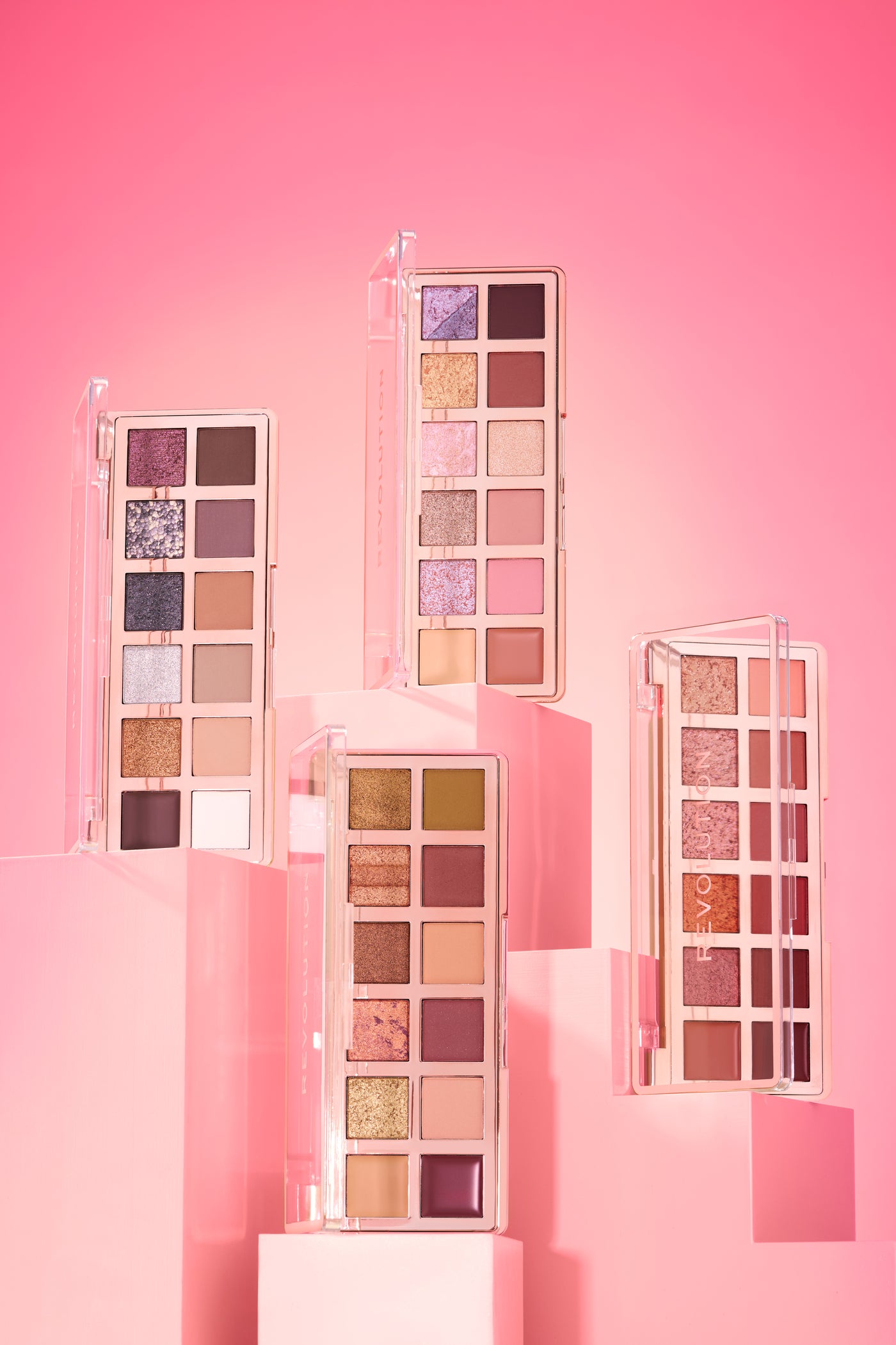 Revolution The Enchanted Icon Soft Pink Nudes Palette