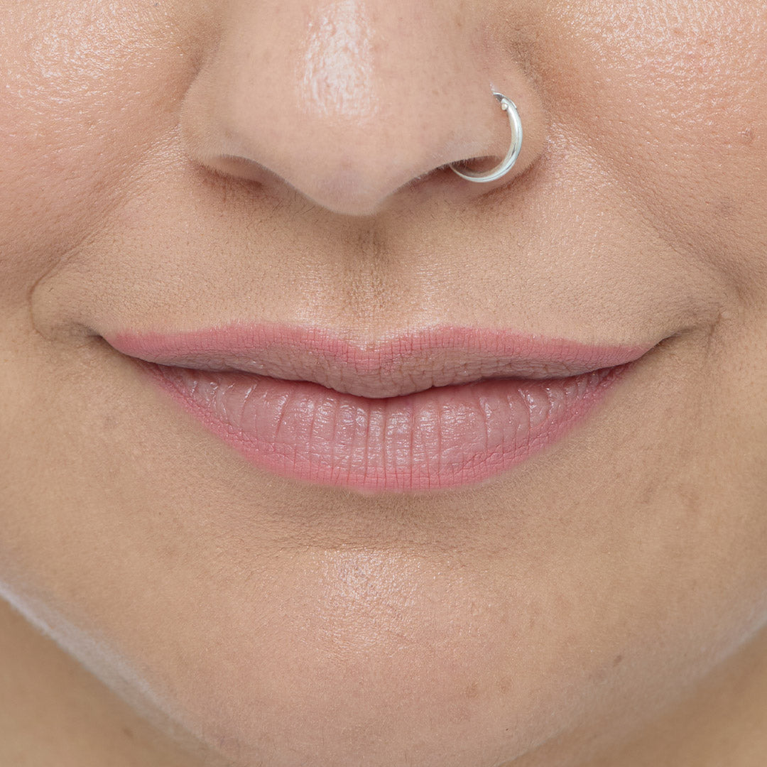 Revolution Pout Bomb Plumping Lip Liner Chauffeur Nude
